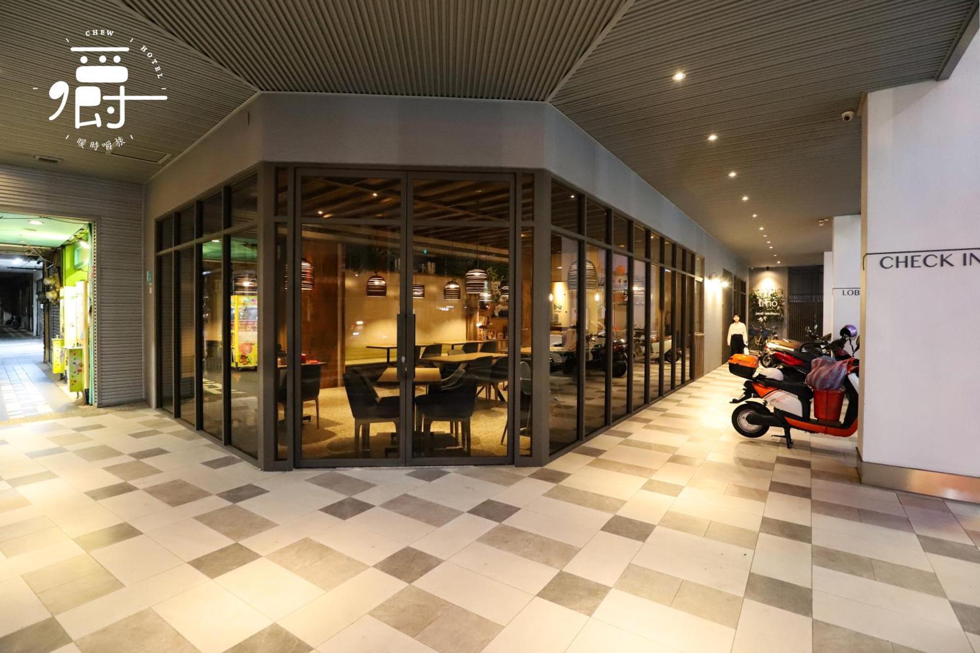 Somer Chew Hotel Тайнан Екстериор снимка